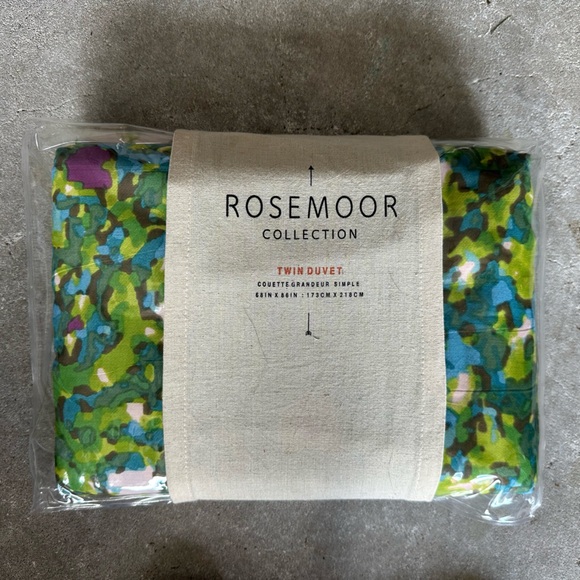 Anthropology twin duvet NEVER OPENED. Original price  ON IT $198 - Picture 2 of 3